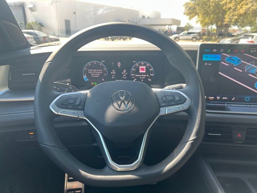 New 2026 Volkswagen Tiguan SE R-Line FWD image 20
