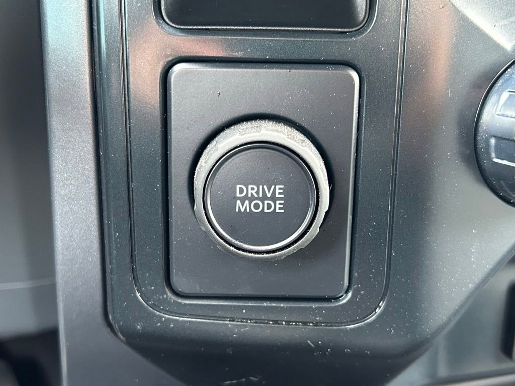 Used 2025 Ford F150 XLT w/ Equipment Group 301A Standard RWD image 34