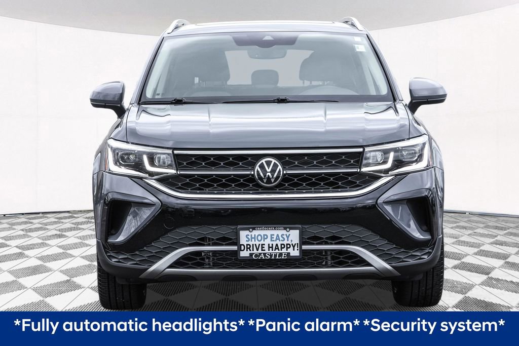 Certified 2023 Volkswagen Taos SEL AWD/4WD image 11