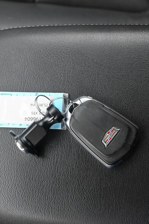 Used 2023 Cadillac XT6 Premium Luxury image 9