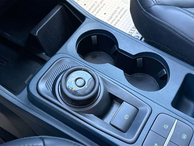 Used 2024 Ford Maverick Lariat w/ Black Appearance Package image 28