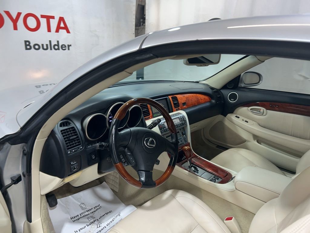 Used 2008 Lexus SC 430 Convertible image 20