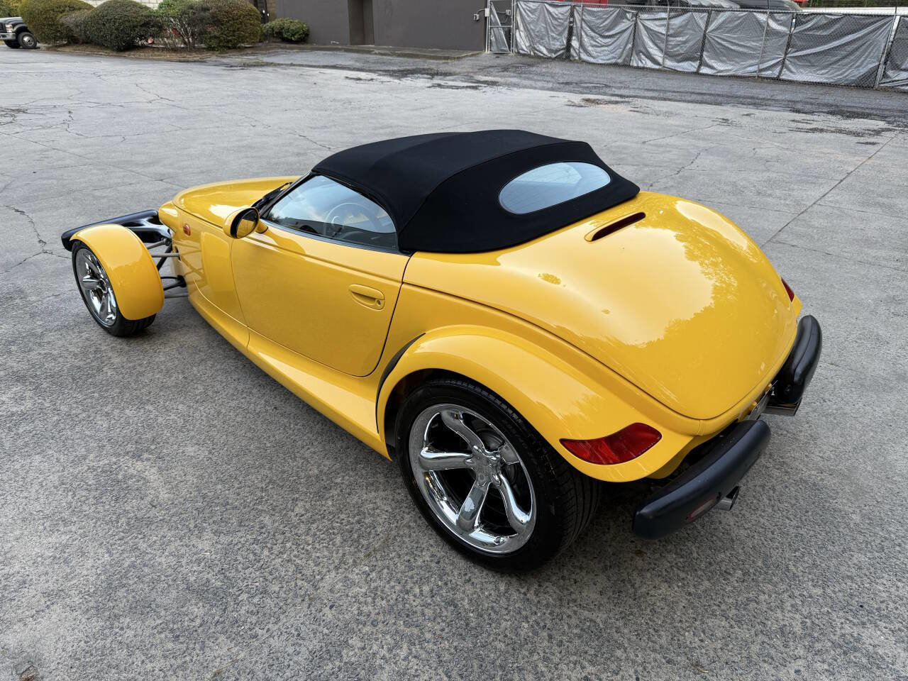 Used 2000 Plymouth Prowler RWD image 10