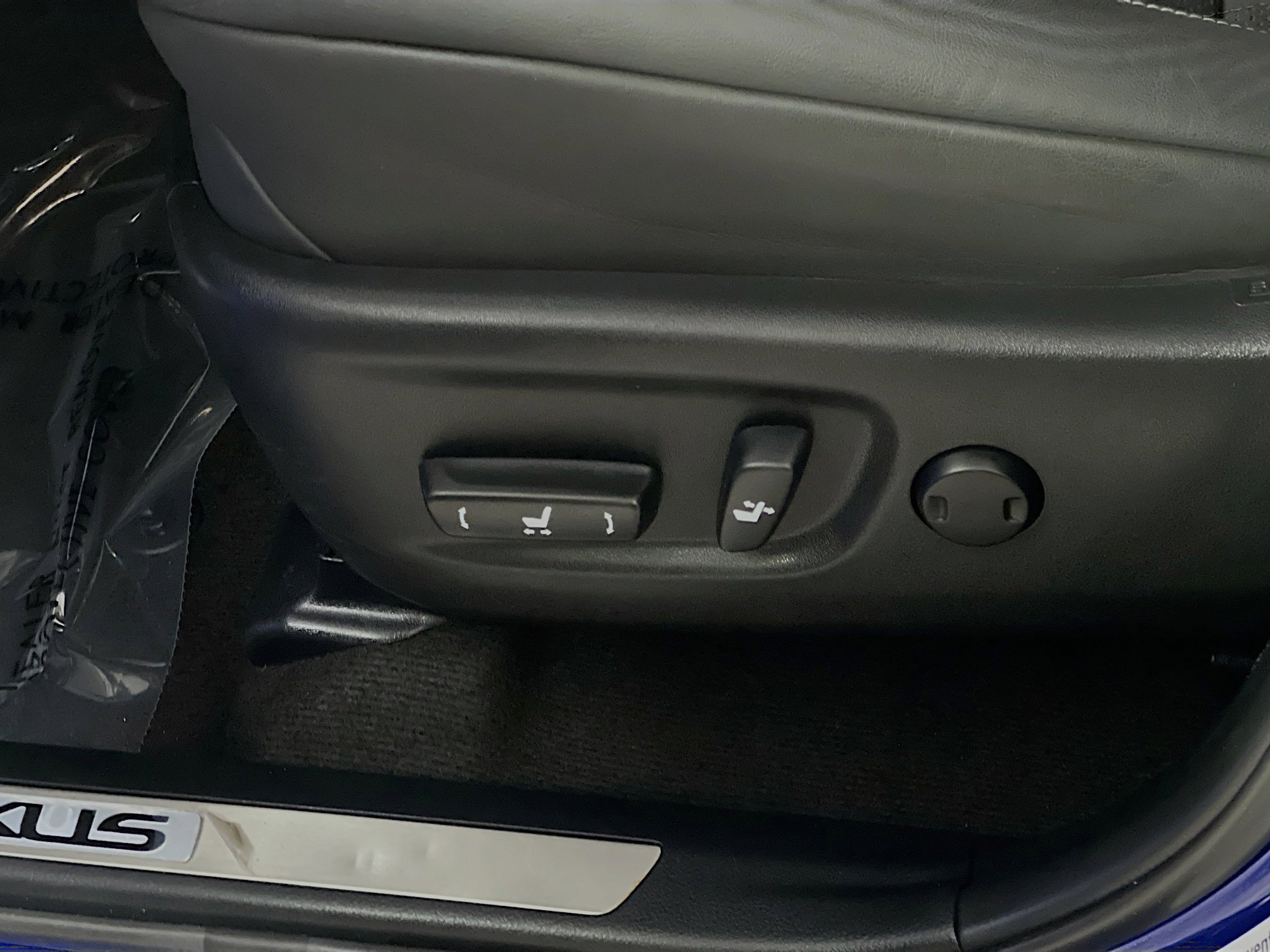 Used 2021 Lexus NX 300 F Sport w/ F Sport Premium Package FWD image 16