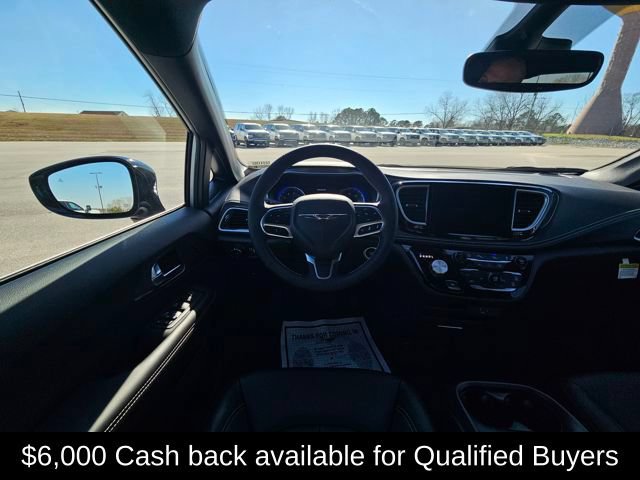 New 2026 Chrysler Pacifica Select FWD image 13