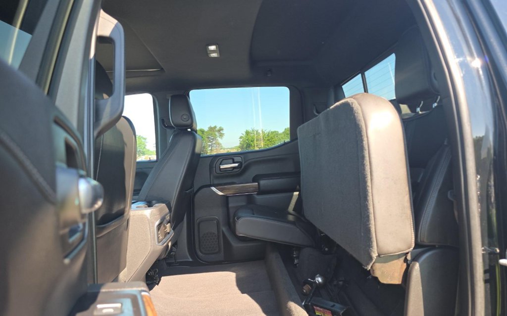 Used 2019 Chevrolet Silverado 1500 High Country w/ Safety Package II AWD/4WD image 10