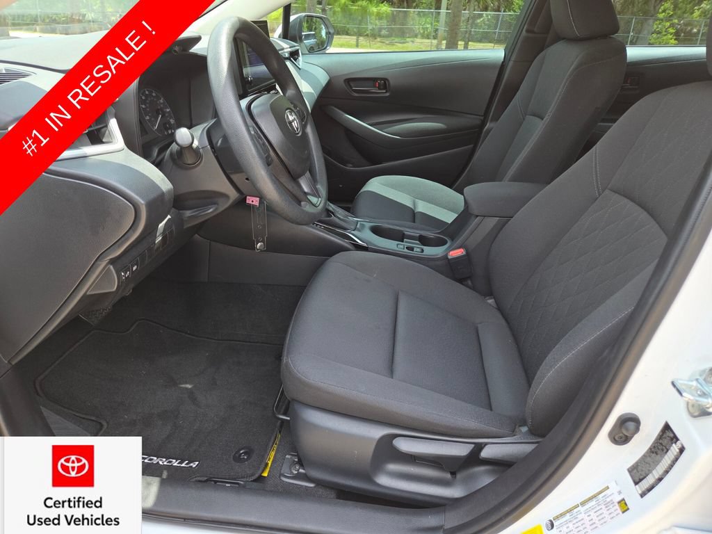 Certified 2025 Toyota Corolla LE FWD image 24