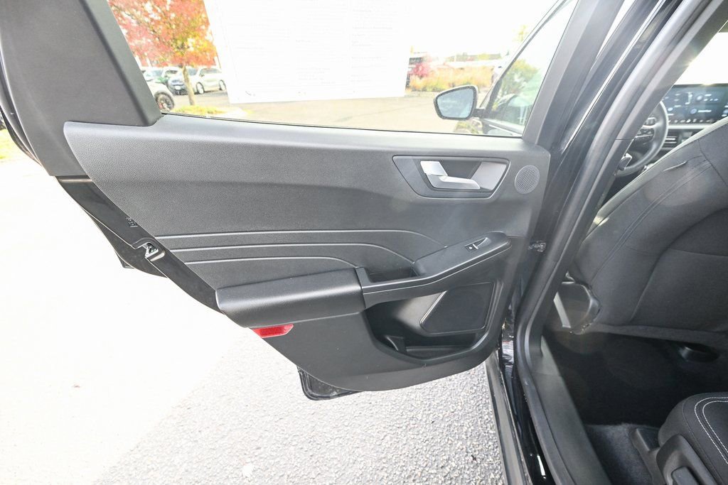 Used 2023 Ford Escape Active w/ Tech Pack #2 image 23