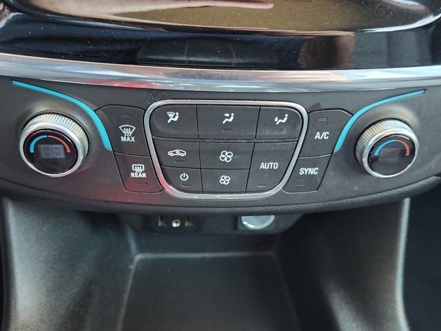 Used 2020 Chevrolet Traverse LS w/ LPO, Floor Liner Package image 21