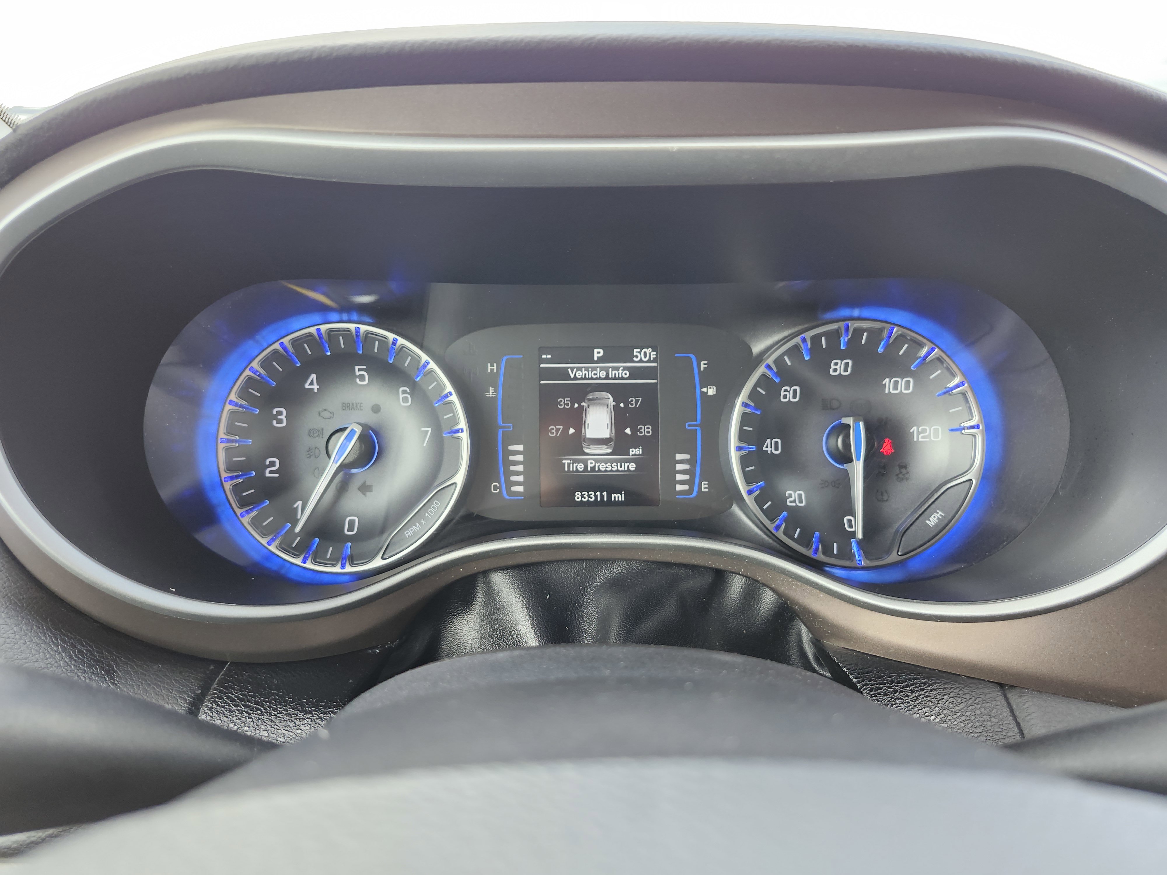 Used 2021 Chrysler Voyager Lxi image 23