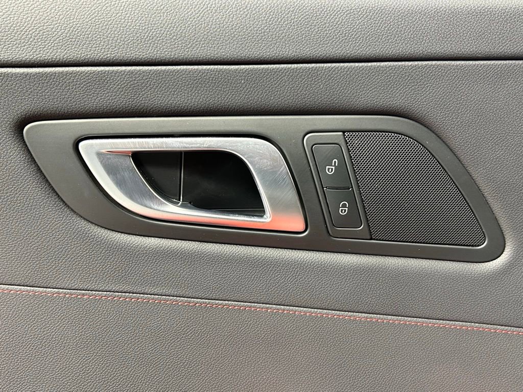 Used 2017 Mercedes-Benz AMG GT Coupe image 33