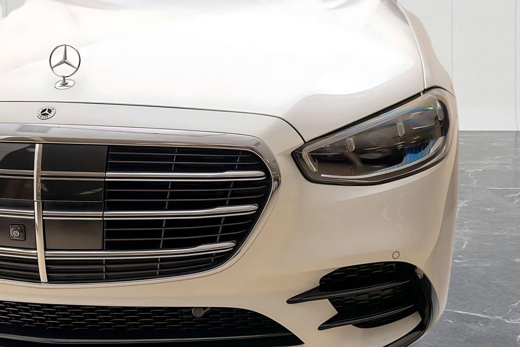 Used 2022 Mercedes-Benz S 580 4MATIC Sedan image 6