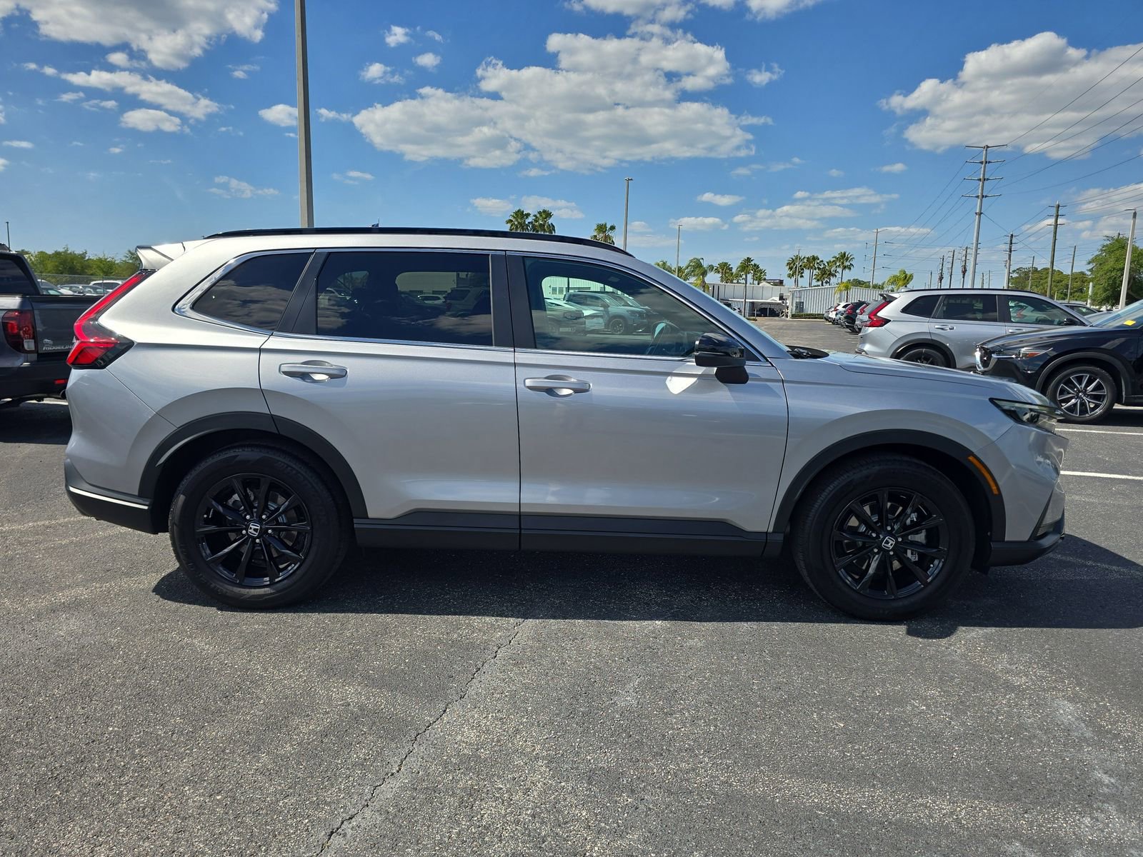 Certified 2024 Honda CR-V Sport image 3