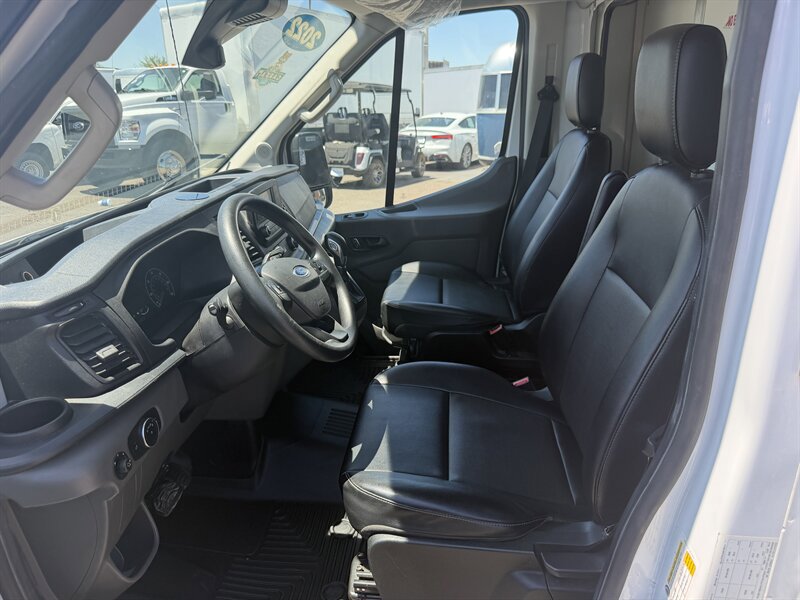 Used 2022 Ford Transit 350 DRW RWD image 11