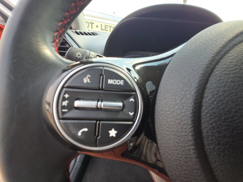 Used 2024 Kia Soul GT-Line w/ Option Group 020 FWD image 20