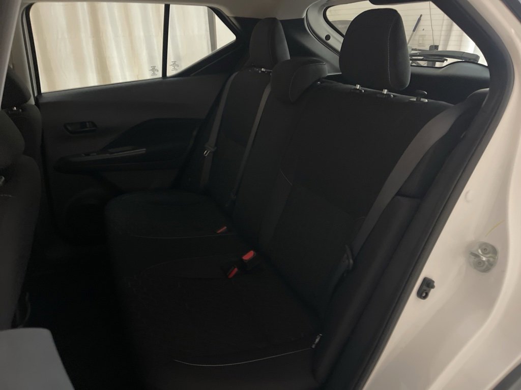 Used 2022 Nissan Kicks S image 27