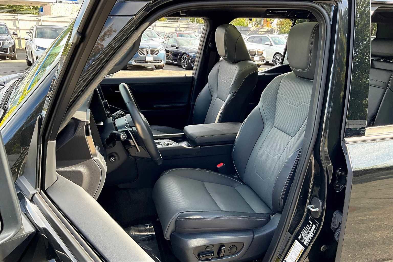 Used 2024 Lexus GX 550 Luxury+ image 7