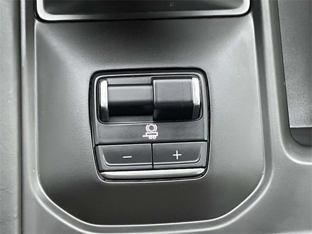 Used 2023 GMC Sierra 1500 AT4X image 30