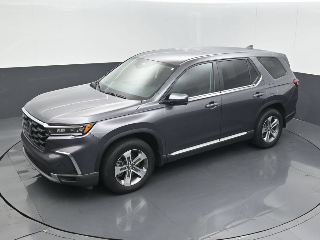Used 2025 Honda Pilot EX-L image 9