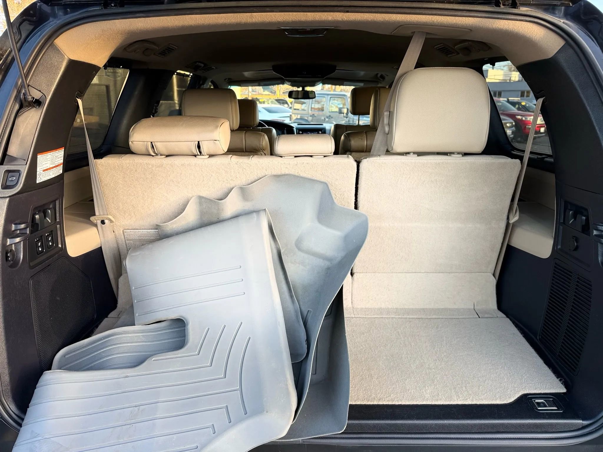 Used 2015 Toyota Sequoia Platinum image 27