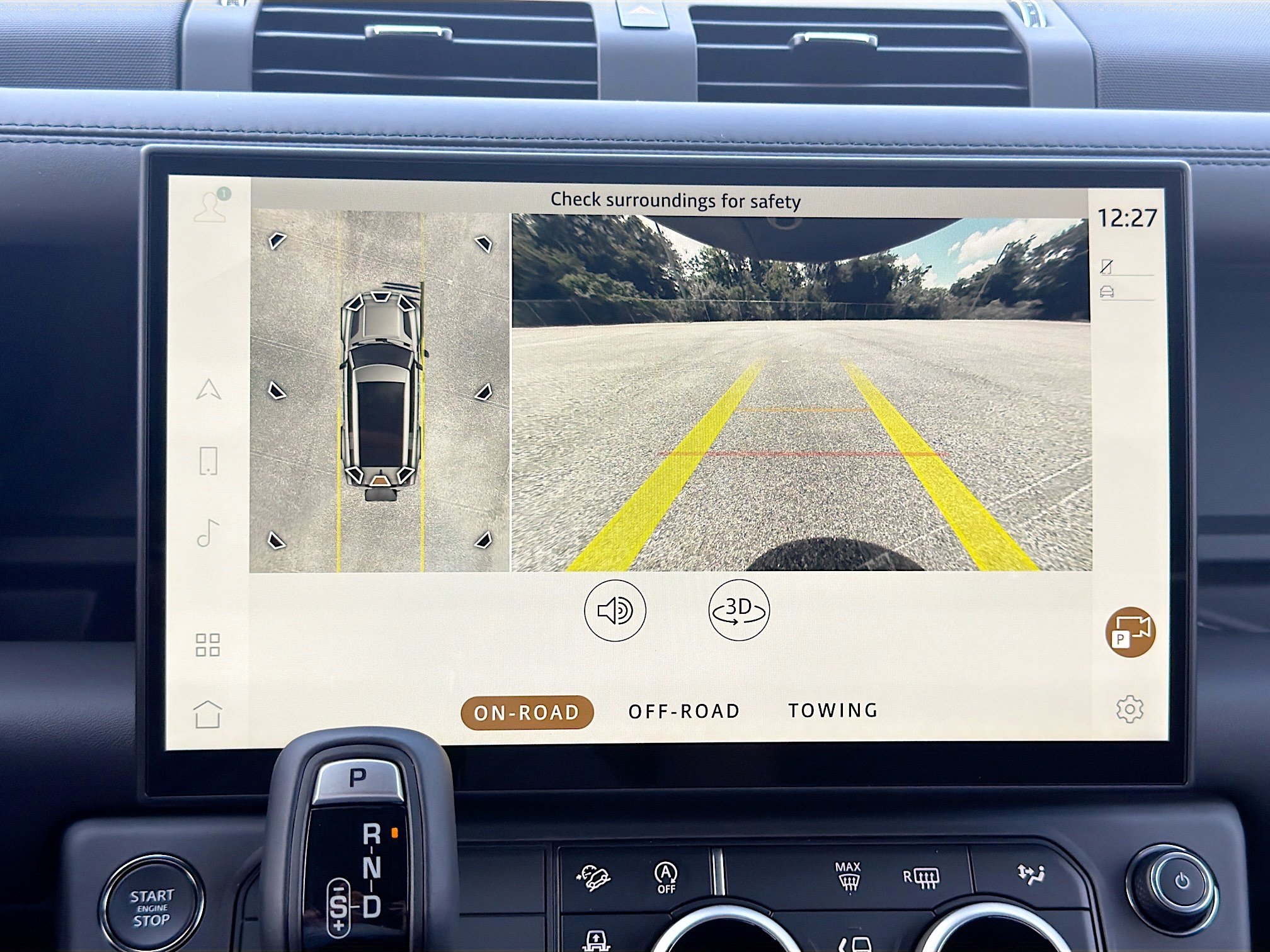 New 2026 Land Rover Defender 130 X-Dynamic SE AWD/4WD image 35