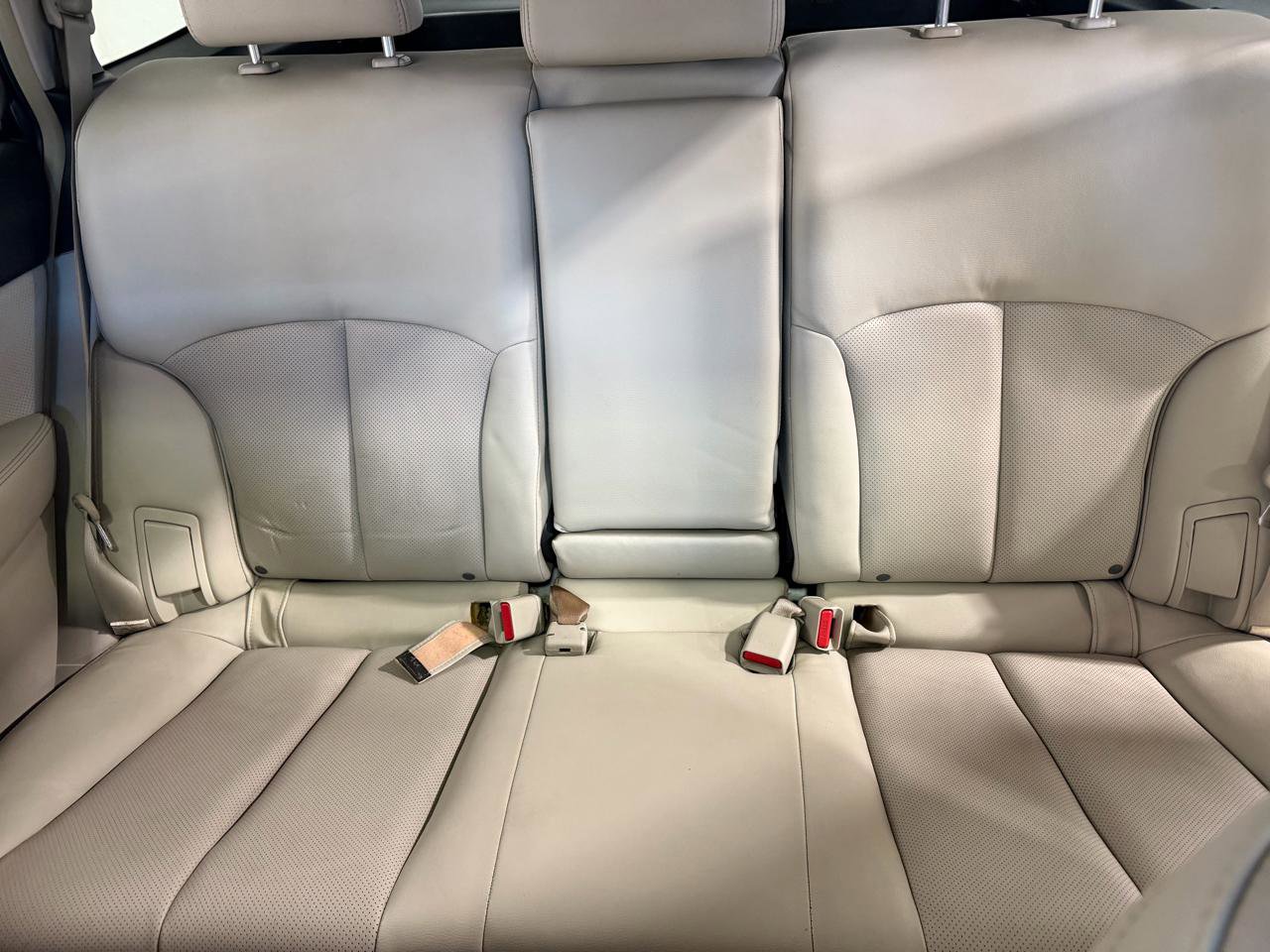 Used 2012 Subaru Outback 2.5i Limited w/ Moonroof Pkg image 26
