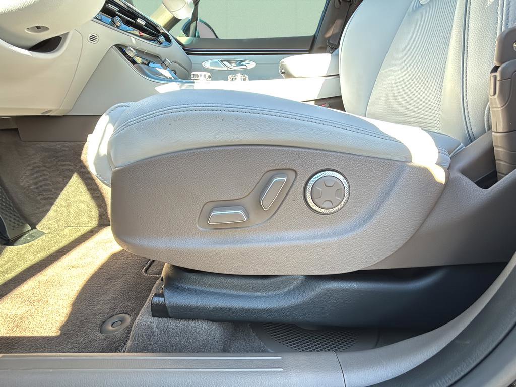 Certified 2026 Genesis GV70 2.5T Advanced image 20