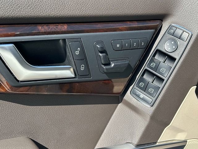 Used 2014 Mercedes-Benz GLK 350 4MATIC image 16
