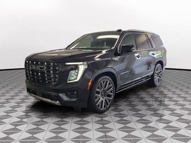 Used 2025 GMC Yukon Denali Ultimate w/ LPO, Floor Liner Package AWD/4WD image 3