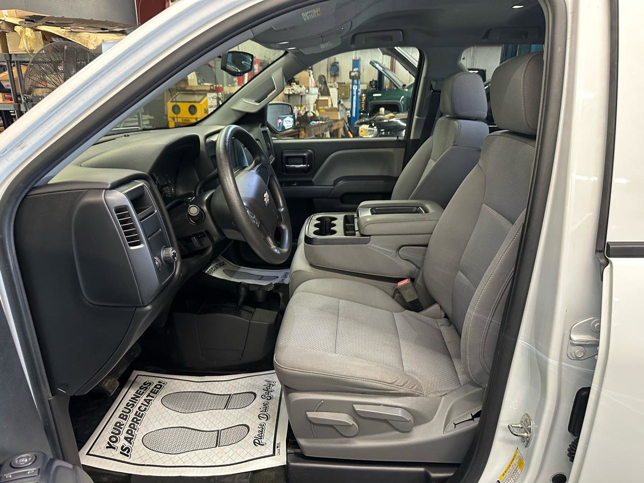 Used 2018 Chevrolet Silverado 1500 Custom w/ Custom Value Package AWD/4WD image 12