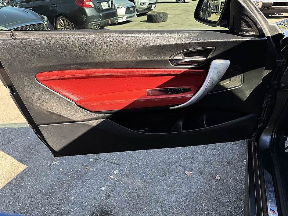 Used 2014 BMW M235i Coupe w/ Premium Package RWD image 10