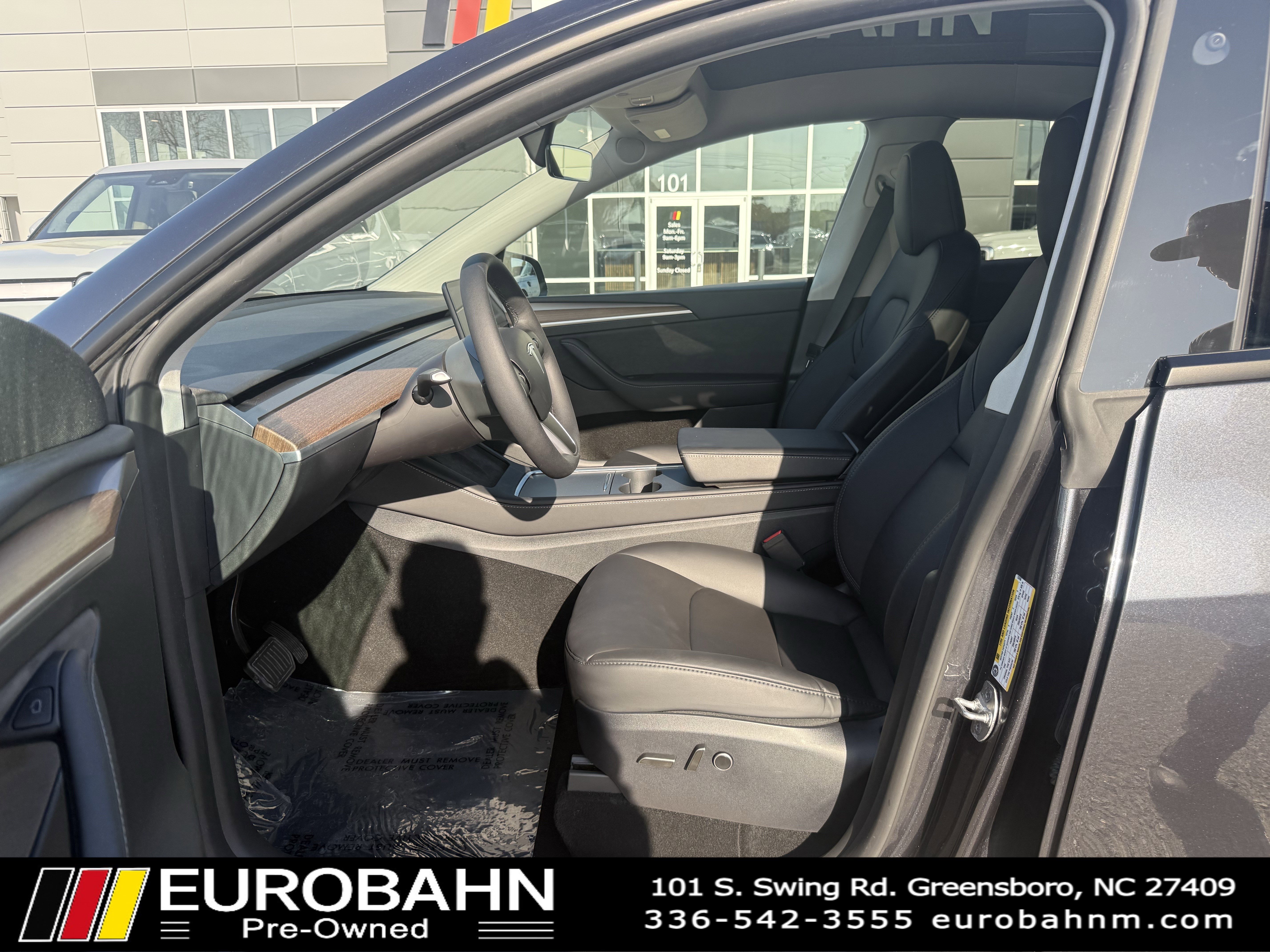 Used 2024 Tesla Model Y Long Range image 10