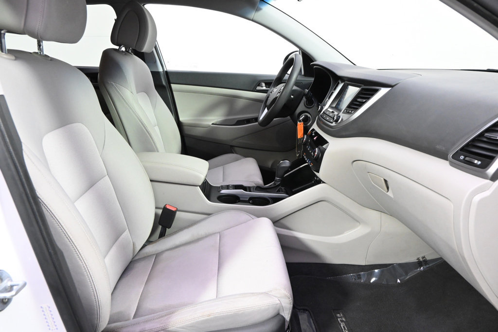 Used 2018 Hyundai Tucson SEL AWD/4WD image 16