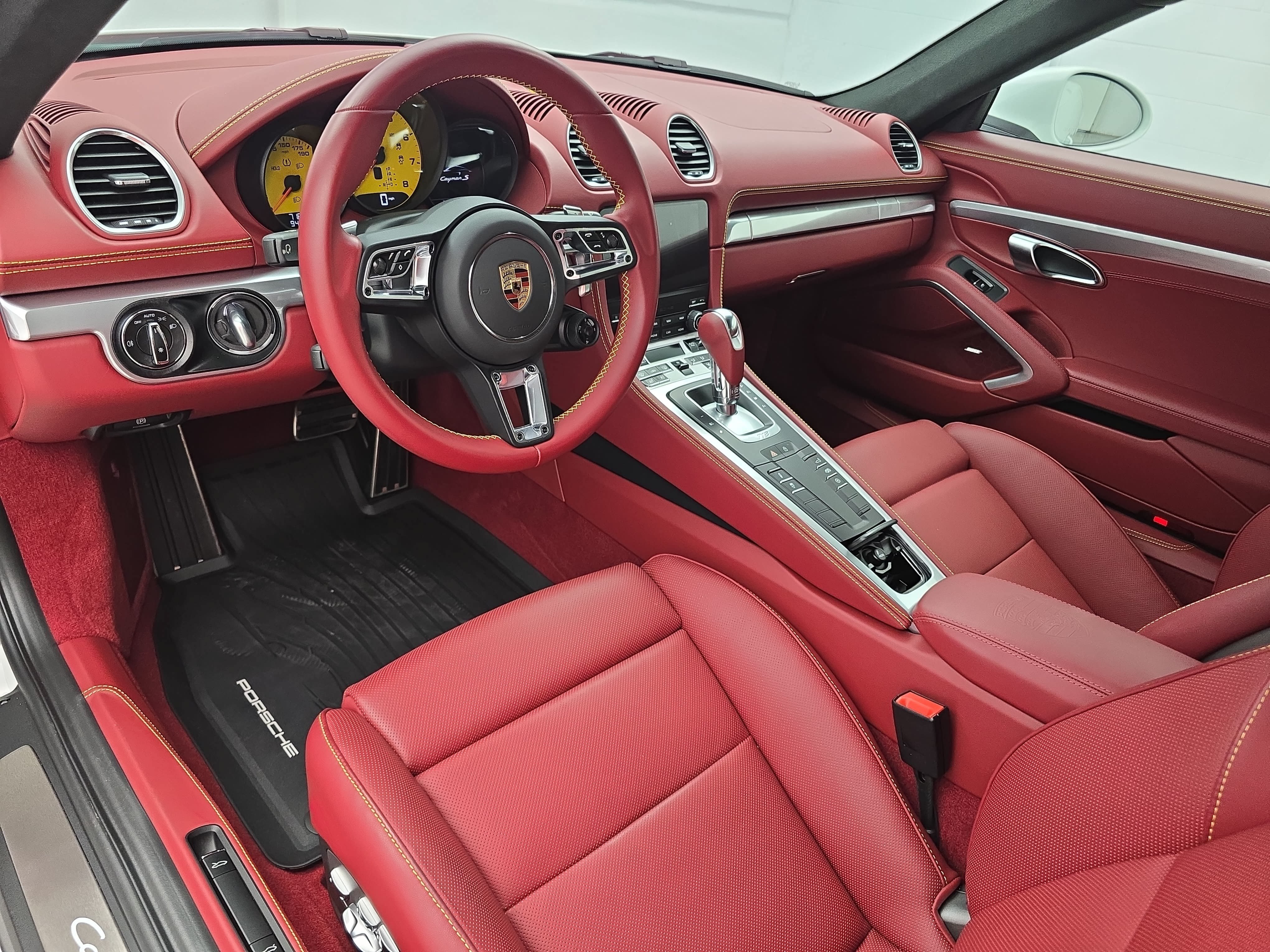 Certified 2025 Porsche 718 Cayman S RWD image 4
