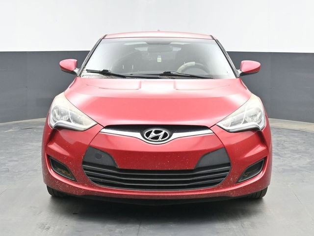 Used 2016 Hyundai Veloster FWD image 3