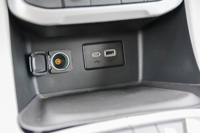 Used 2023 GMC Acadia SLE w/ Driver Convenience Package image 25