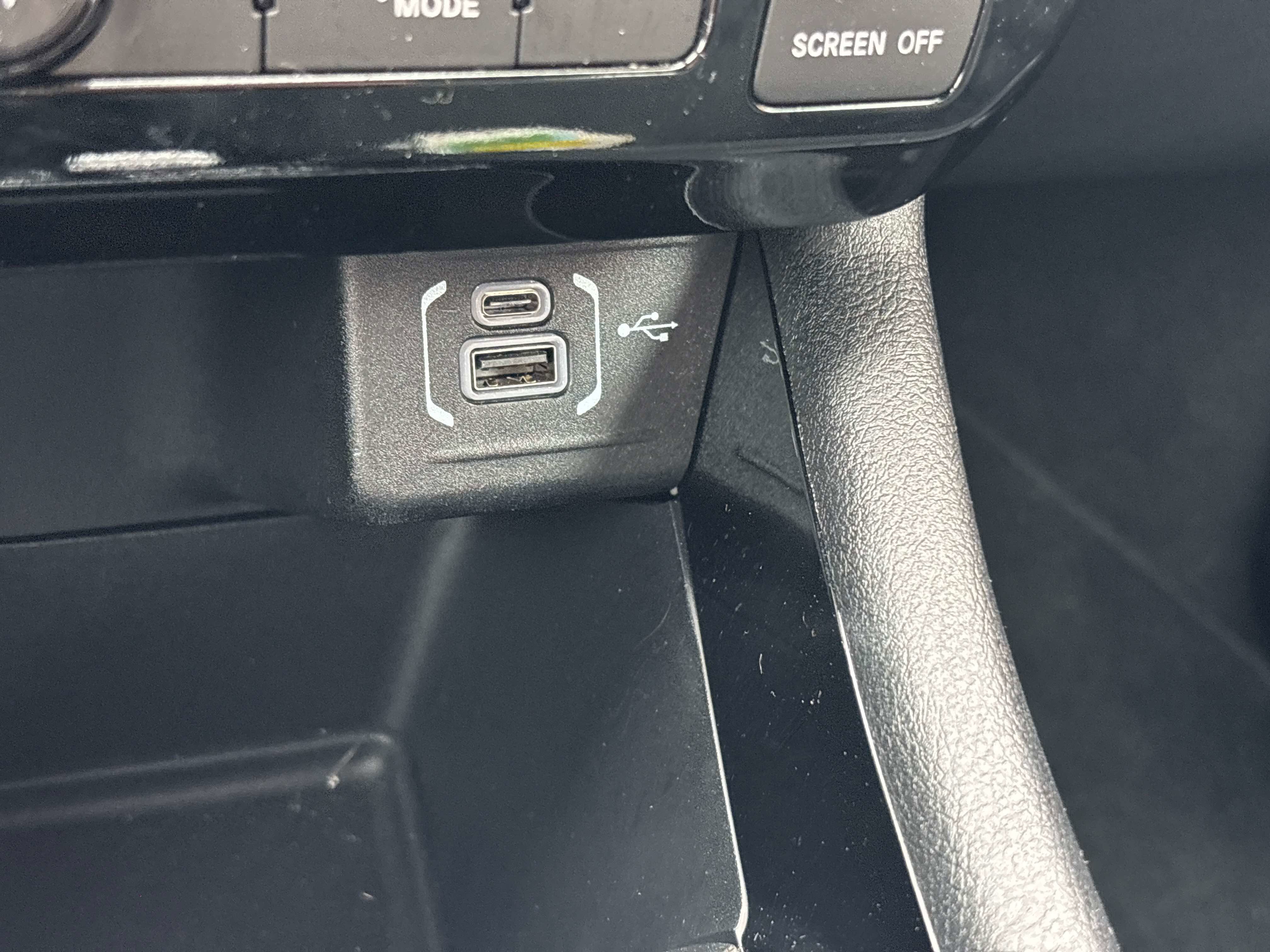 Used 2024 Jeep Compass Latitude w/ Convenience Group image 20