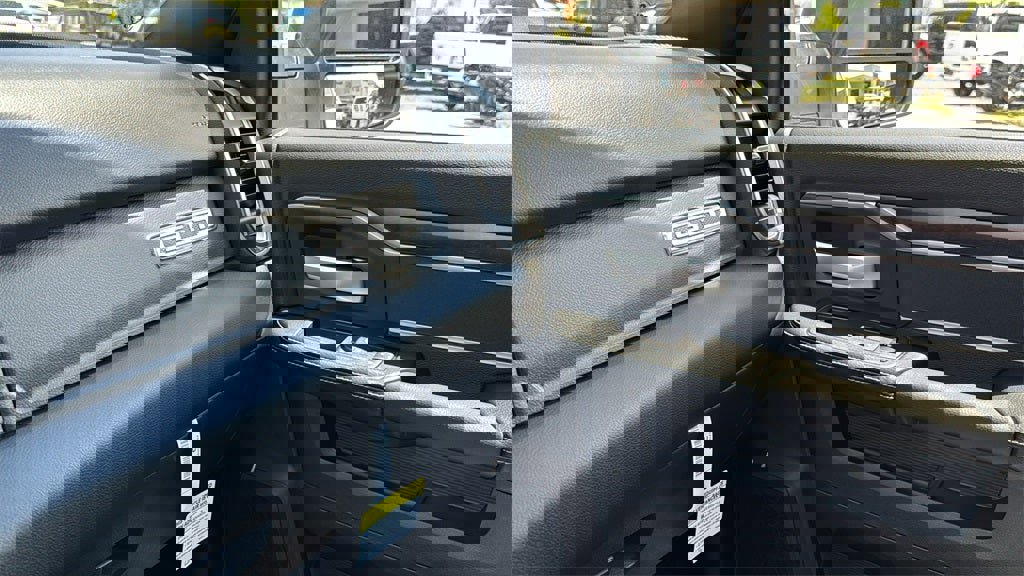 New 2024 RAM 3500 SLT w/ Quick Order Package 2YG SLT image 28