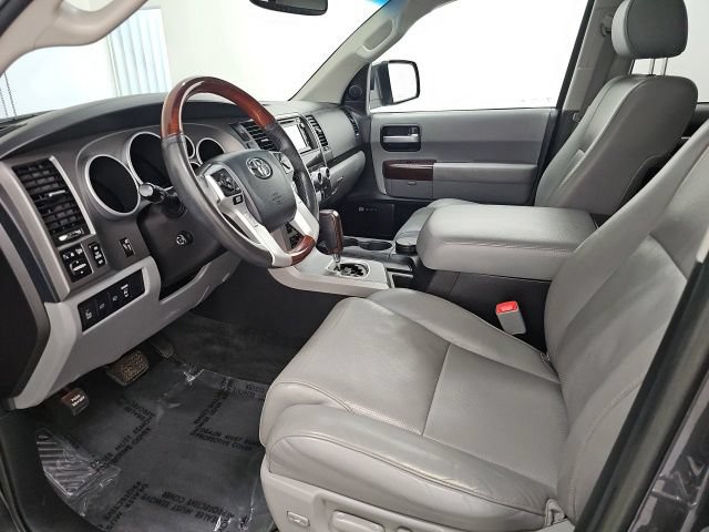 Used 2017 Toyota Sequoia Platinum AWD/4WD image 15