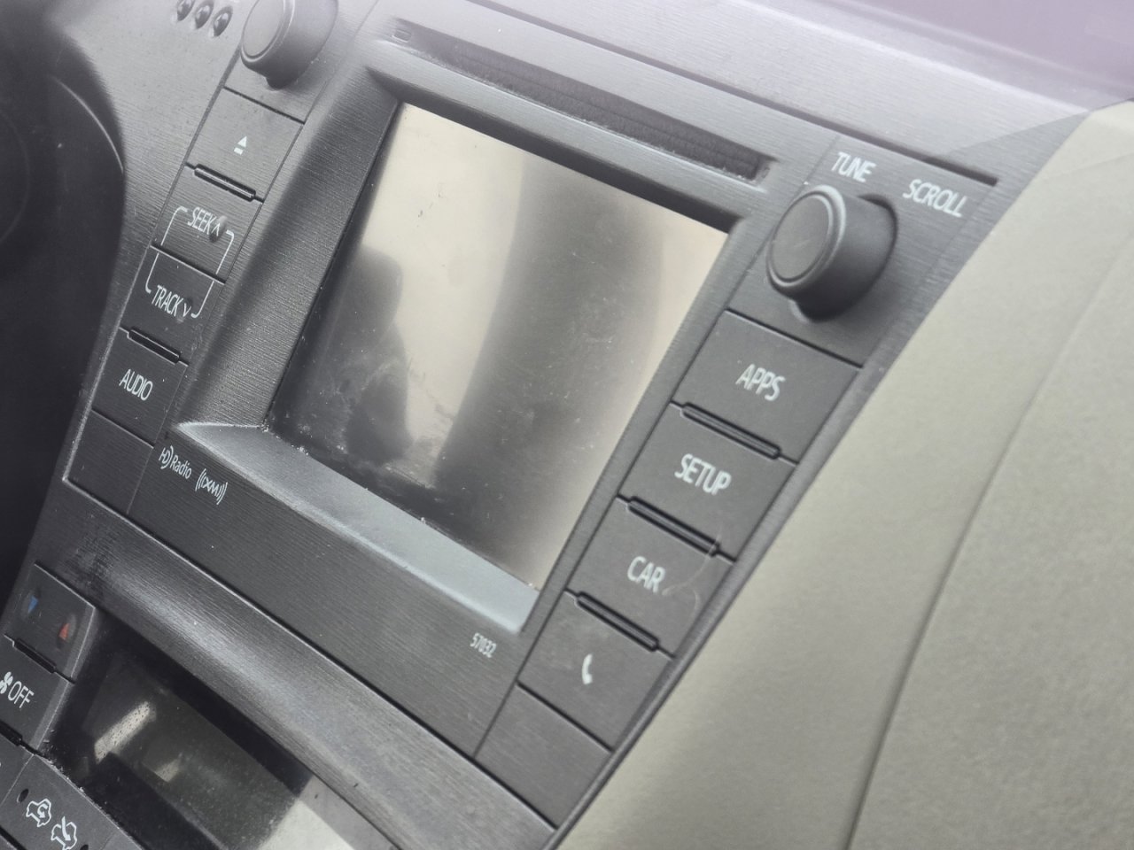 Used 2013 Toyota Prius Three w/ Solar Roof Pkg image 17