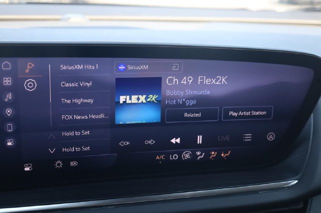 Used 2024 Buick Envision Preferred AWD/4WD image 13