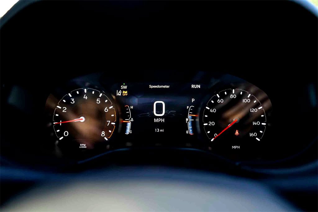 New 2026 Jeep Compass Latitude image 13