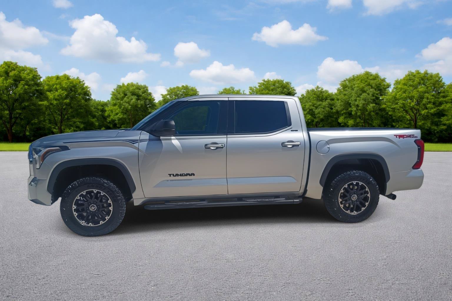 Used 2022 Toyota Tundra SR5 w/ TRD Off-Road Package RWD image 4