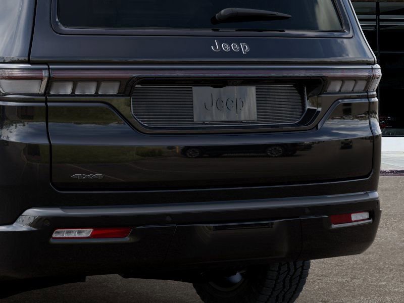 New 2026 Jeep Grand Wagoneer 4WD image 13