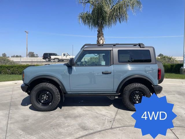 Used 2022 Ford Bronco Black Diamond image 5