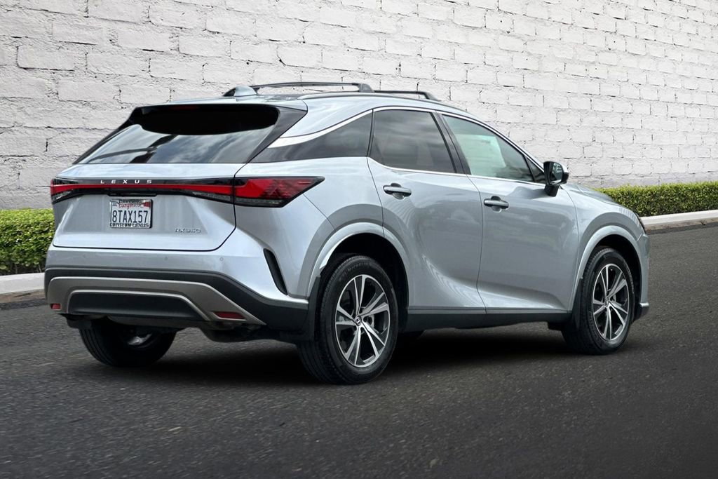 Used 2023 Lexus RX 350 Premium w/ Accessory Package FWD image 4