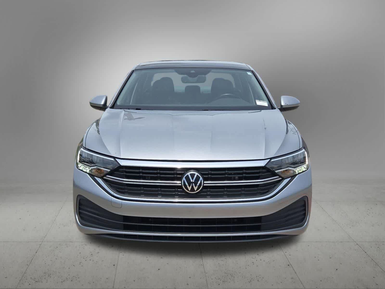 Used 2022 Volkswagen Jetta SE w/ Panoramic Sunroof Package FWD image 9