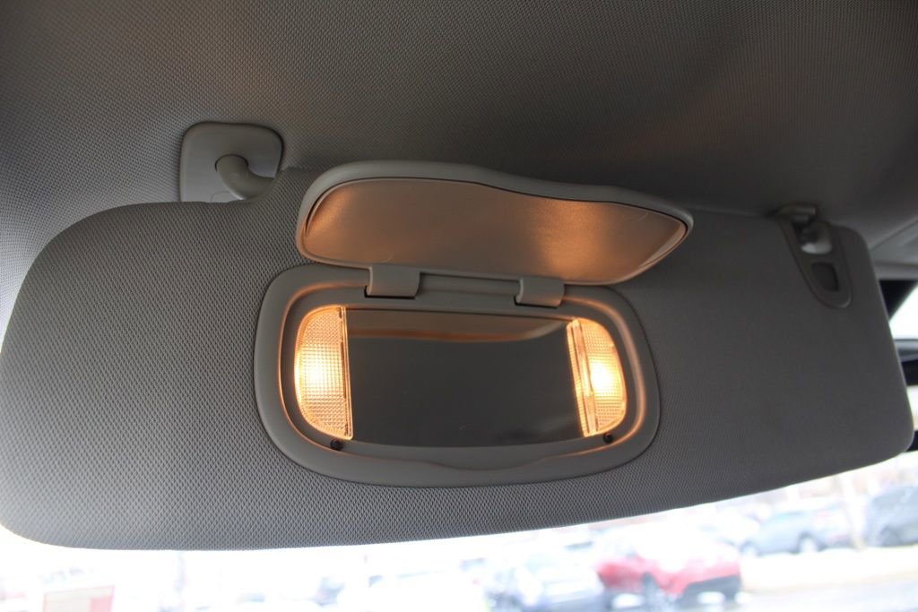 Used 2022 Chrysler Pacifica Touring-L image 46