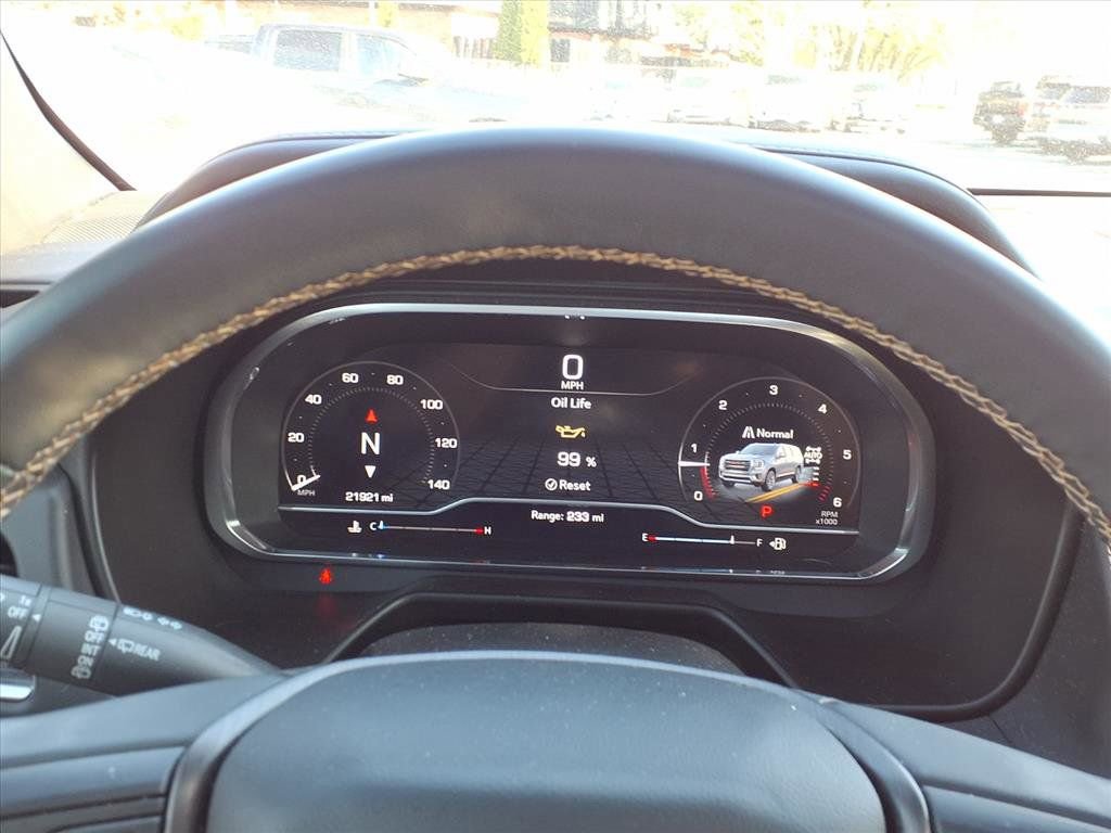 Used 2023 GMC Yukon AT4 w/ AT4 Premium Plus Package image 14
