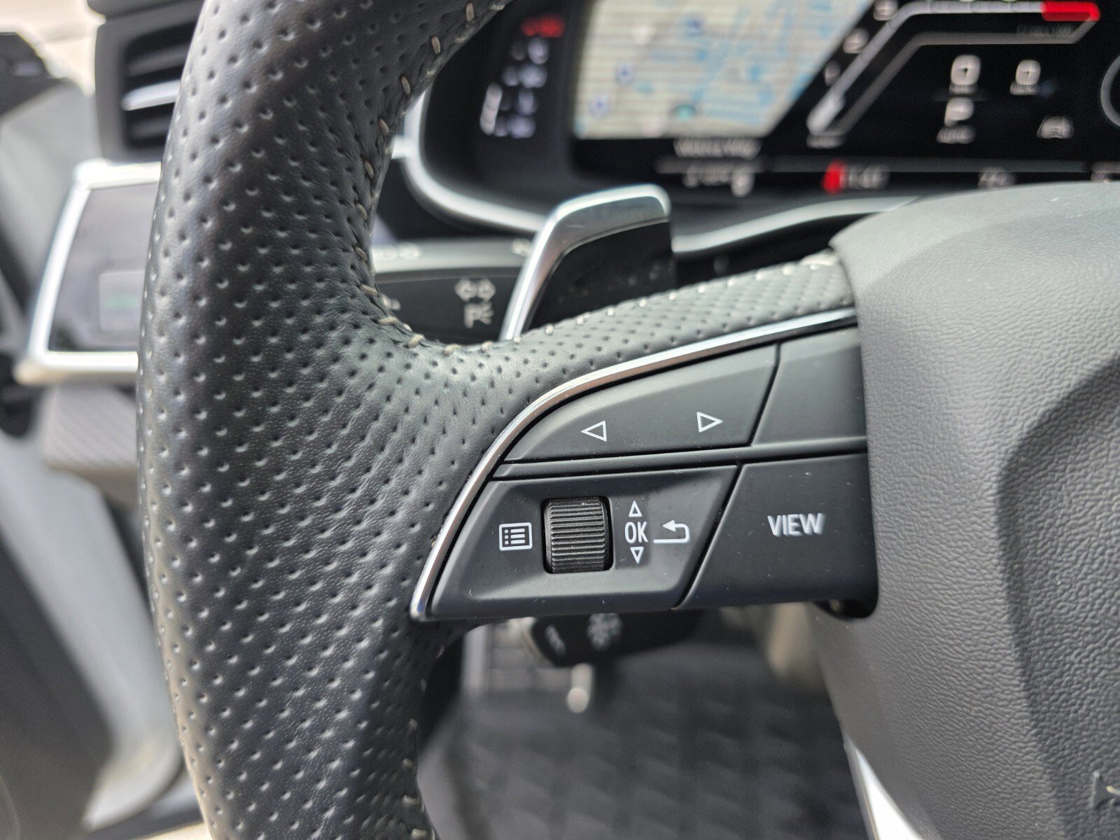 Used 2021 Audi RS Q8 image 19